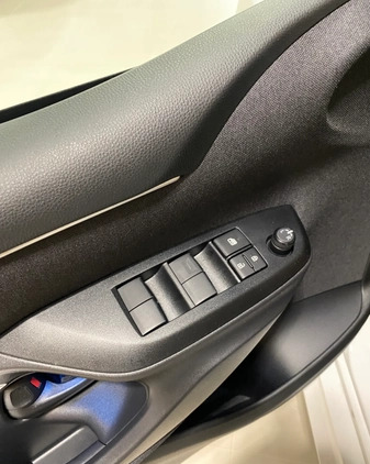 Toyota Yaris cena 93500 przebieg: 5, rok produkcji 2023 z Węgorzewo małe 172